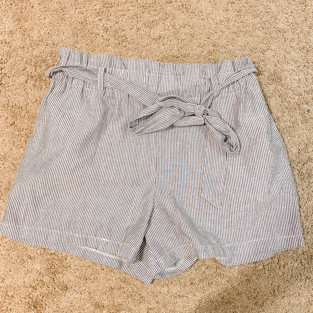 Seer Sucker Strechy Shorts